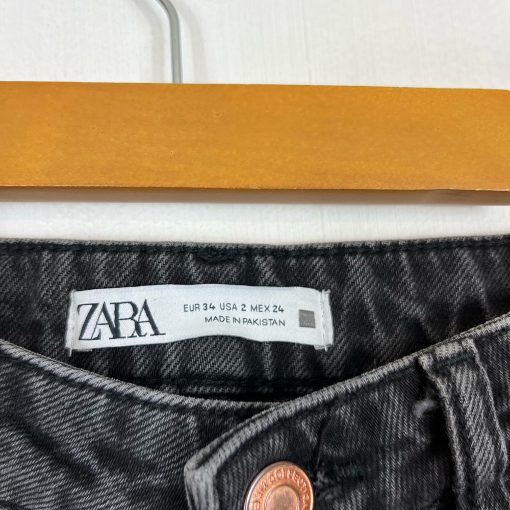 Zara High Rise Mom Jeans Sz 2 - Picture 8 of 11